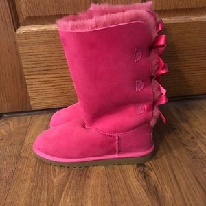 UGG Bailey Boots Size 6 Never Worn